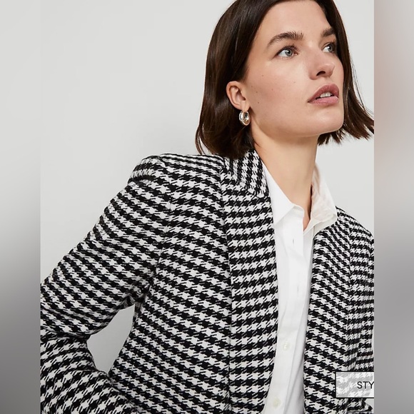 The Checked Relaxed Double Breasted Blazer Size 14 Ann Taylor Houndstooth - Picture 2 of 5